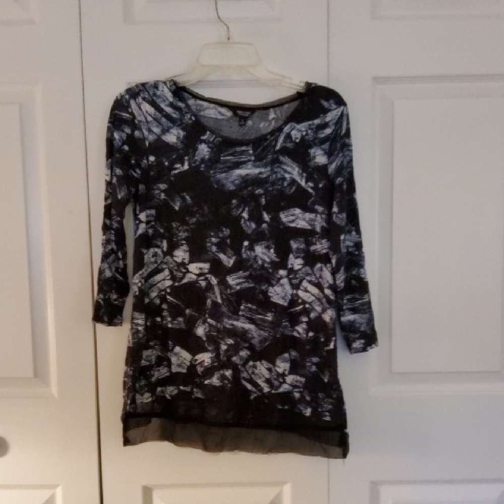 Simply Vera Vera Wang Abstract Black and White Long Sleeve Top